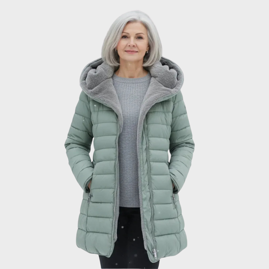 Maja – Eleganten zimski plašč s podlogo za brezskrbno razkošje