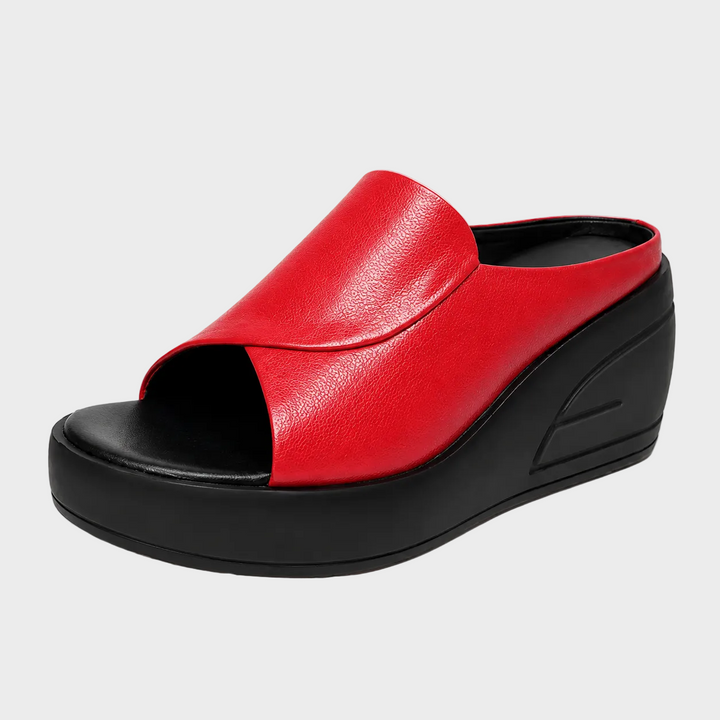 Nika – Ortopedski Sandali s Platformo