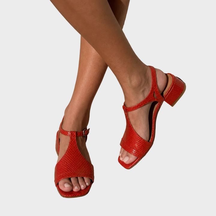 Lara – Elegantne Poletne Sandale