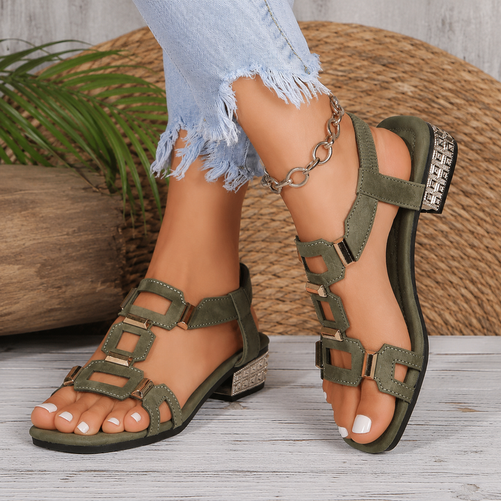 Lara – Ortopedski Sandali z Elegantno Peto