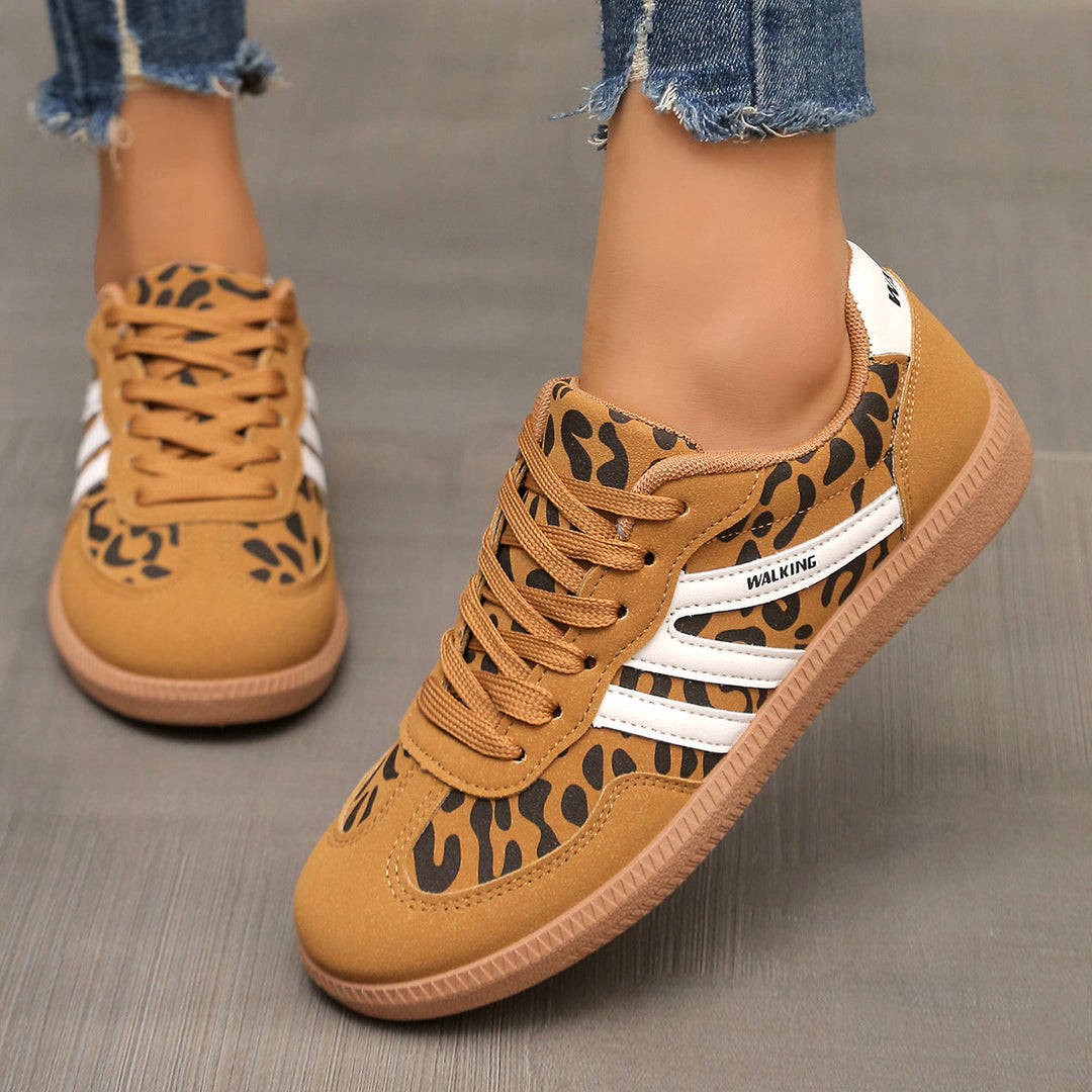 Nika – Ortopedske Retro Superge