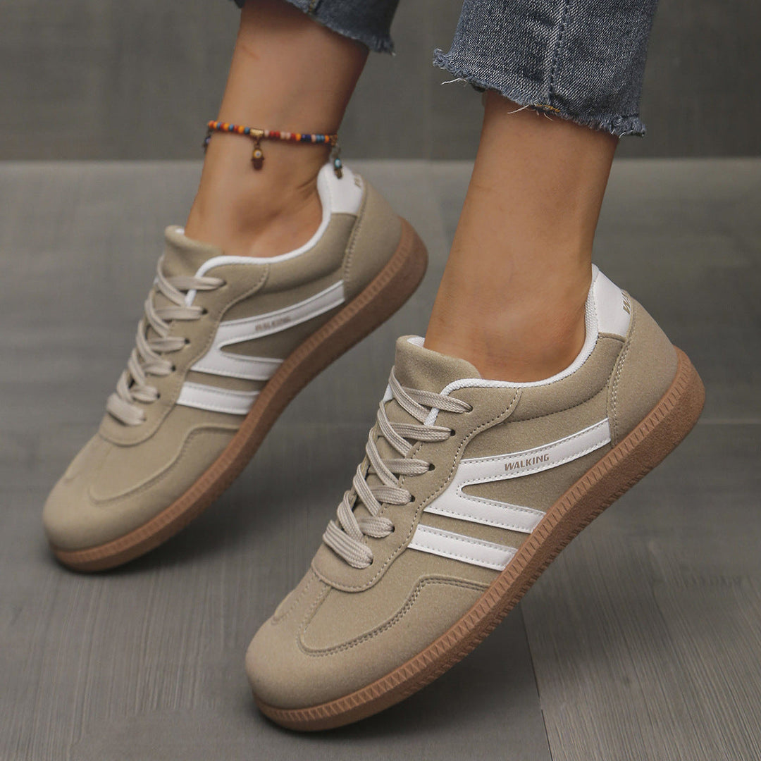 Nika – Ortopedske Retro Superge