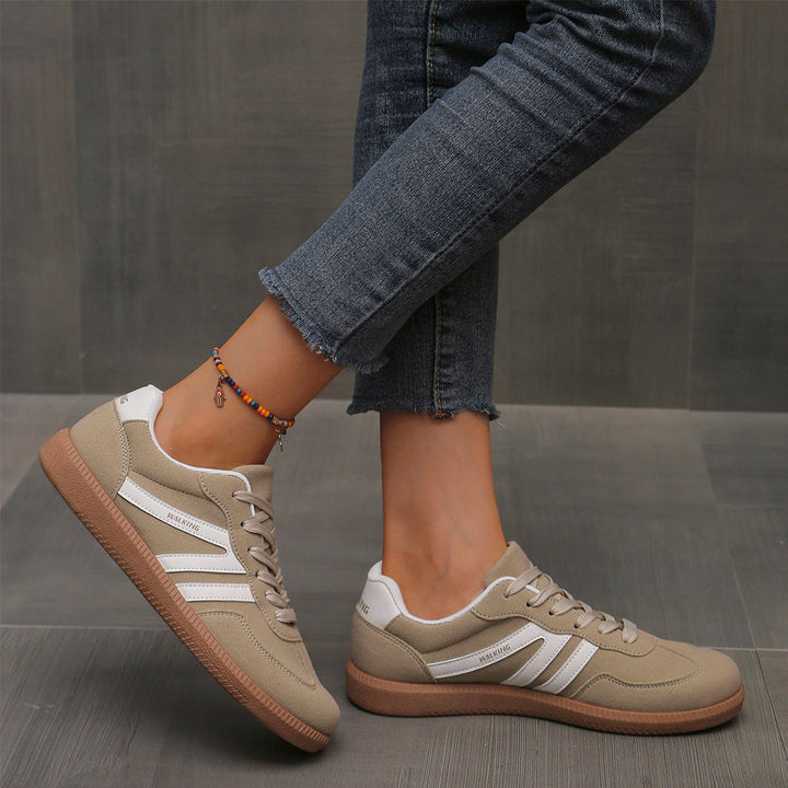 Nika – Ortopedske Retro Superge