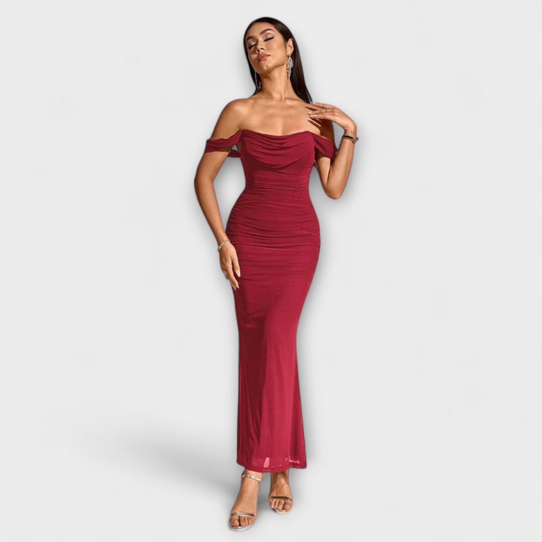 Ione - Bodycon obleka z odprtimi rameni in nabiranjem