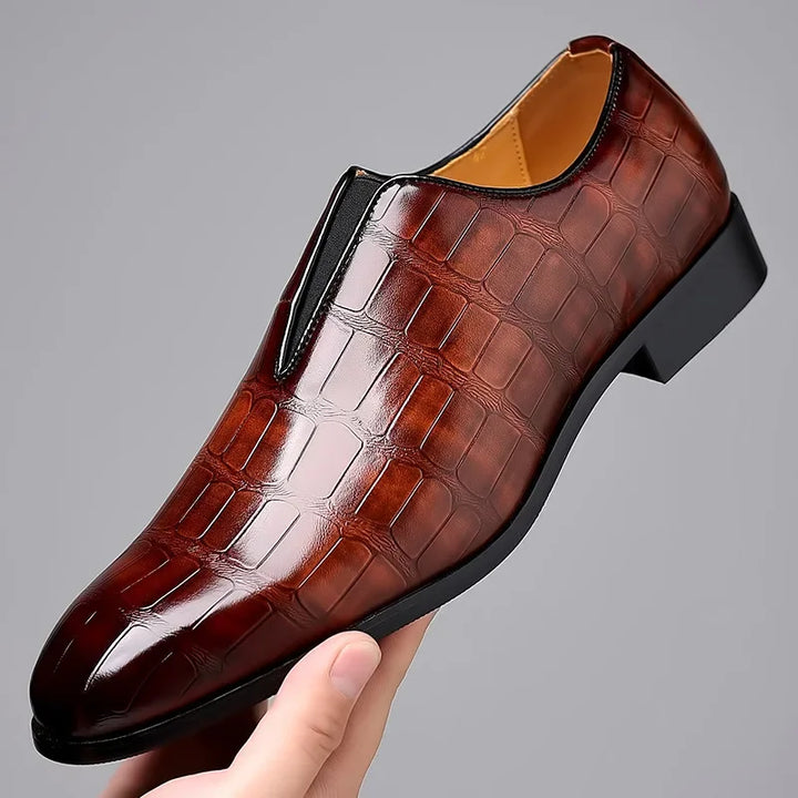 Noah™ - Stiilsed nahkased loafersid kivimustriga