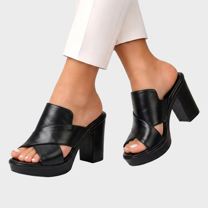 Eva – Elegantni Ortopedski Sandali