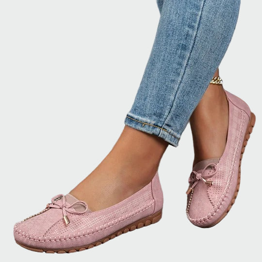 Udobne slip-on čevlje z ortopedskim podplatom