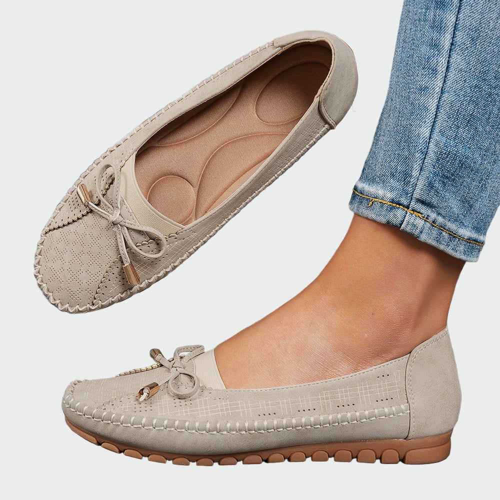 Udobne slip-on čevlje z ortopedskim podplatom